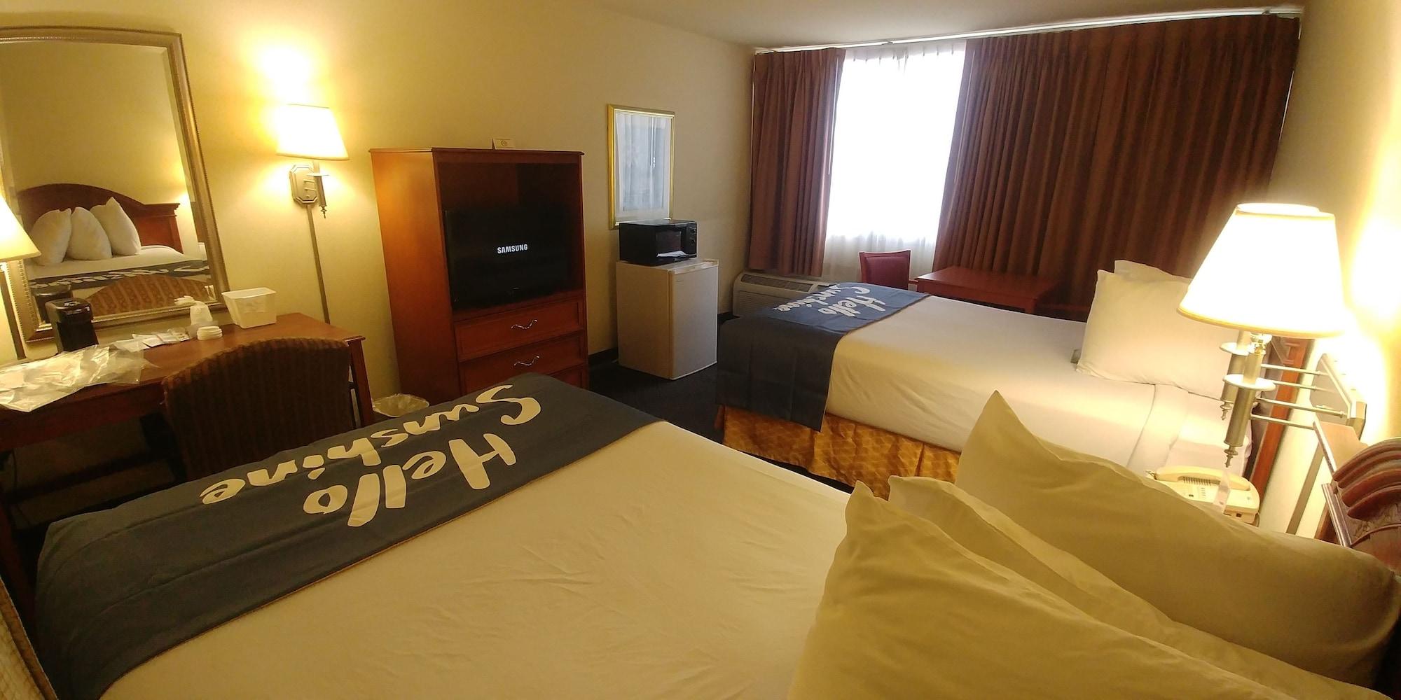Days Inn By Wyndham Sidney Oh Εξωτερικό φωτογραφία