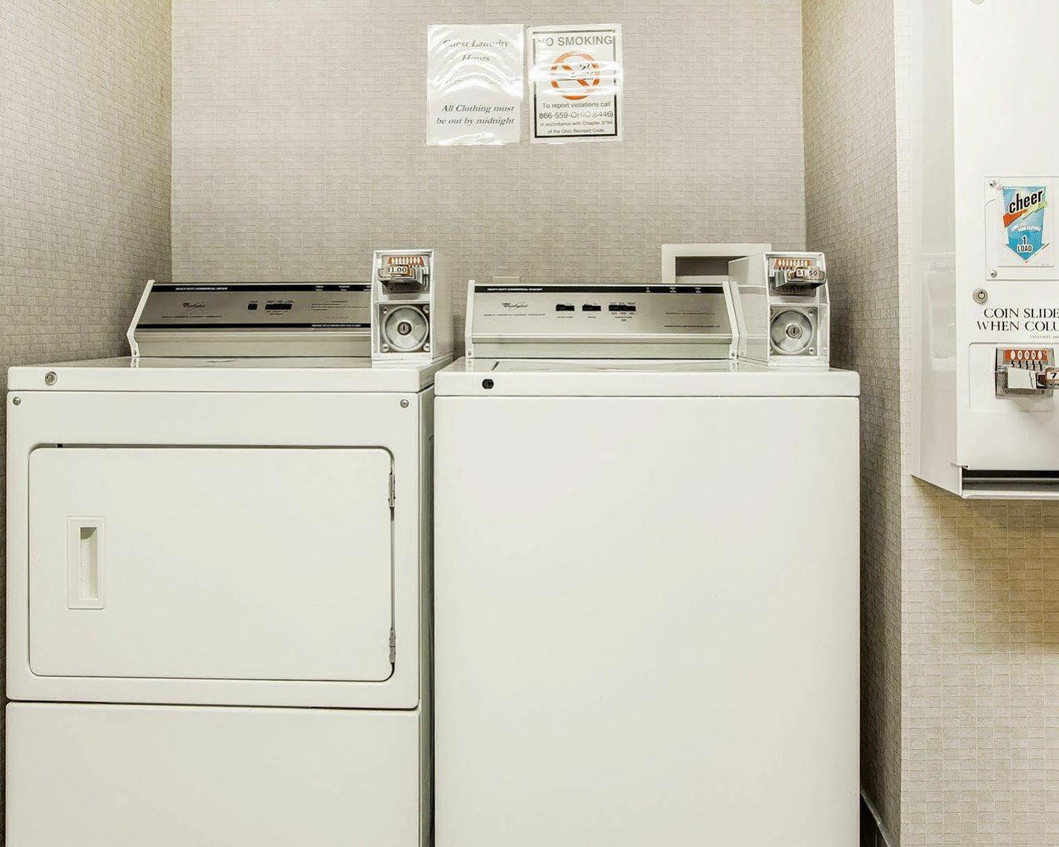 Days Inn By Wyndham Sidney Oh Εξωτερικό φωτογραφία